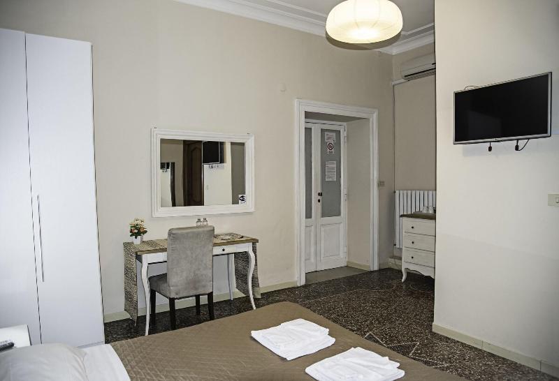 Baldassini Suites Rome Bagian luar foto