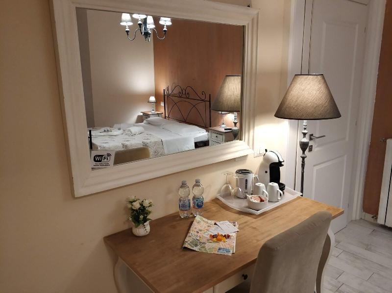 Baldassini Suites Rome Bagian luar foto