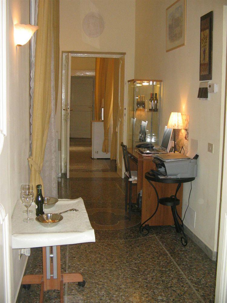 Baldassini Suites Rome Bagian luar foto