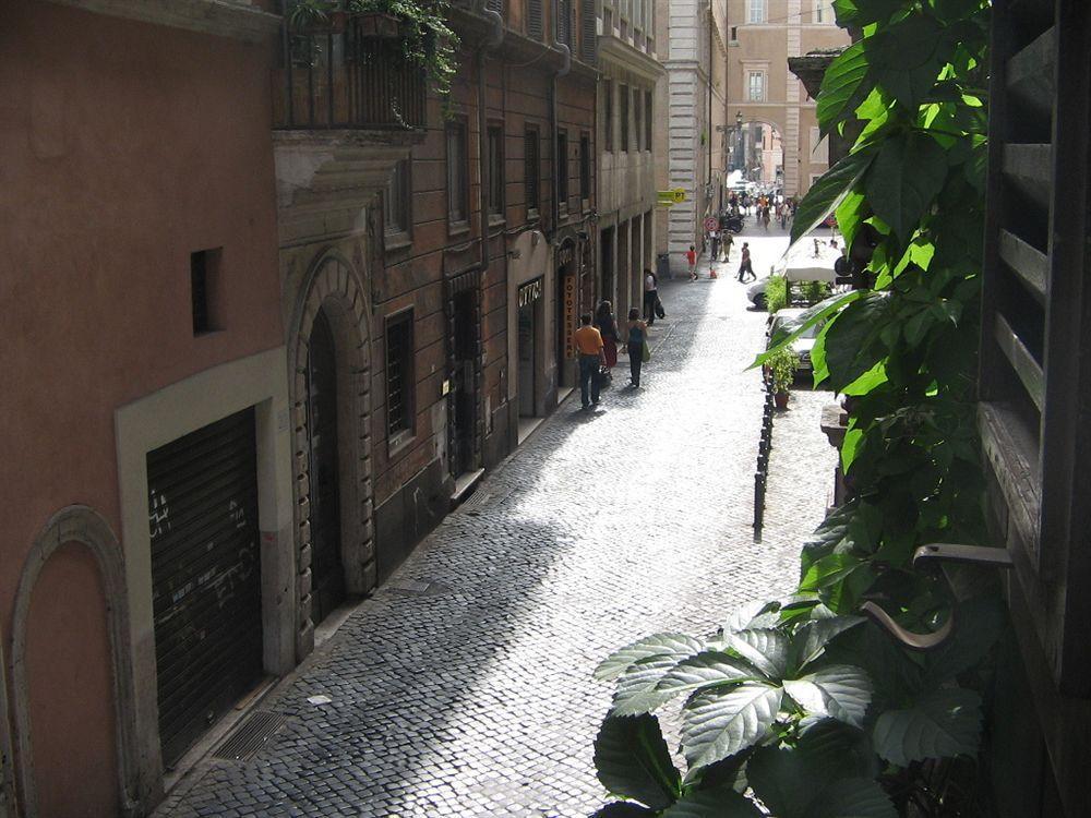 Baldassini Suites Rome Bagian luar foto