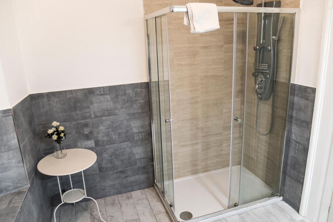 Baldassini Suites Rome Bagian luar foto